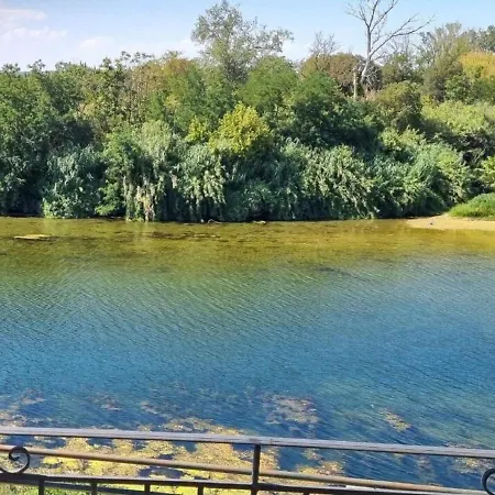 Scenic With View Of The Gardon River Villa *