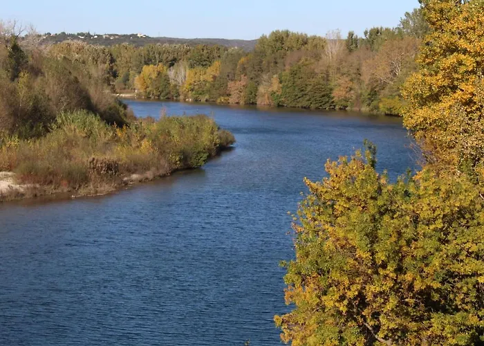 Riverside Villa, * Remoulins